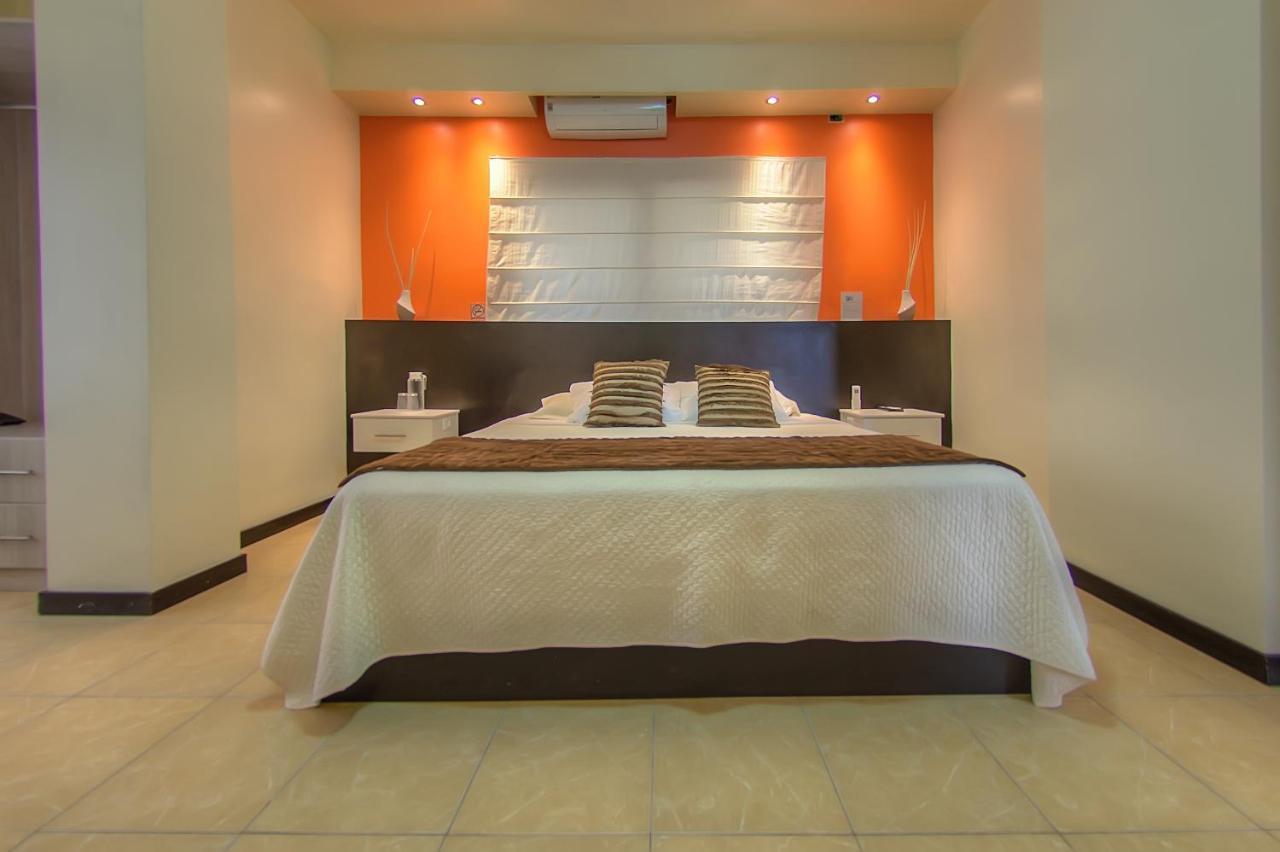 Hotel La Laguna Galapagos Puerto Villamil Dış mekan fotoğraf