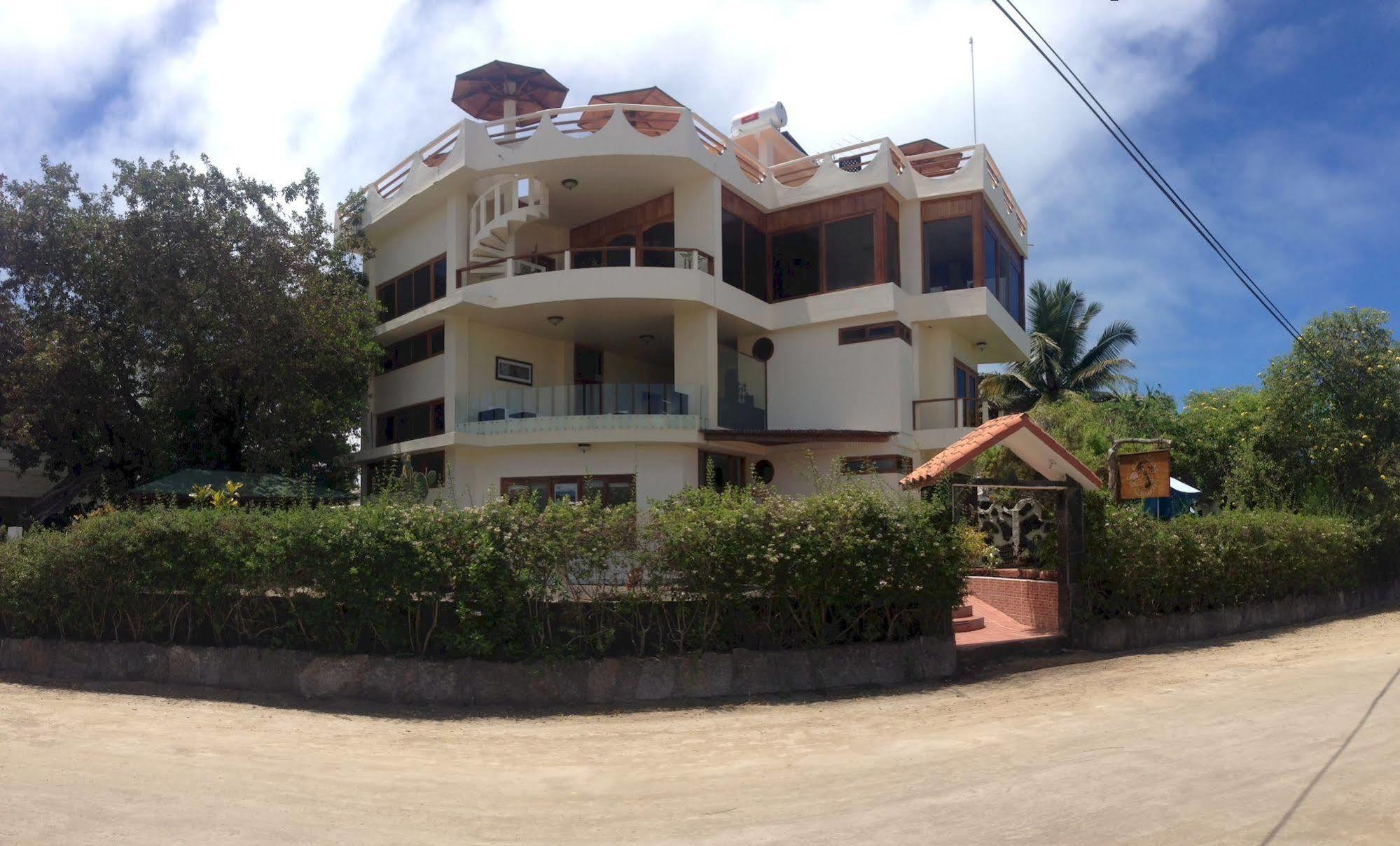 Hotel La Laguna Galapagos Puerto Villamil Dış mekan fotoğraf