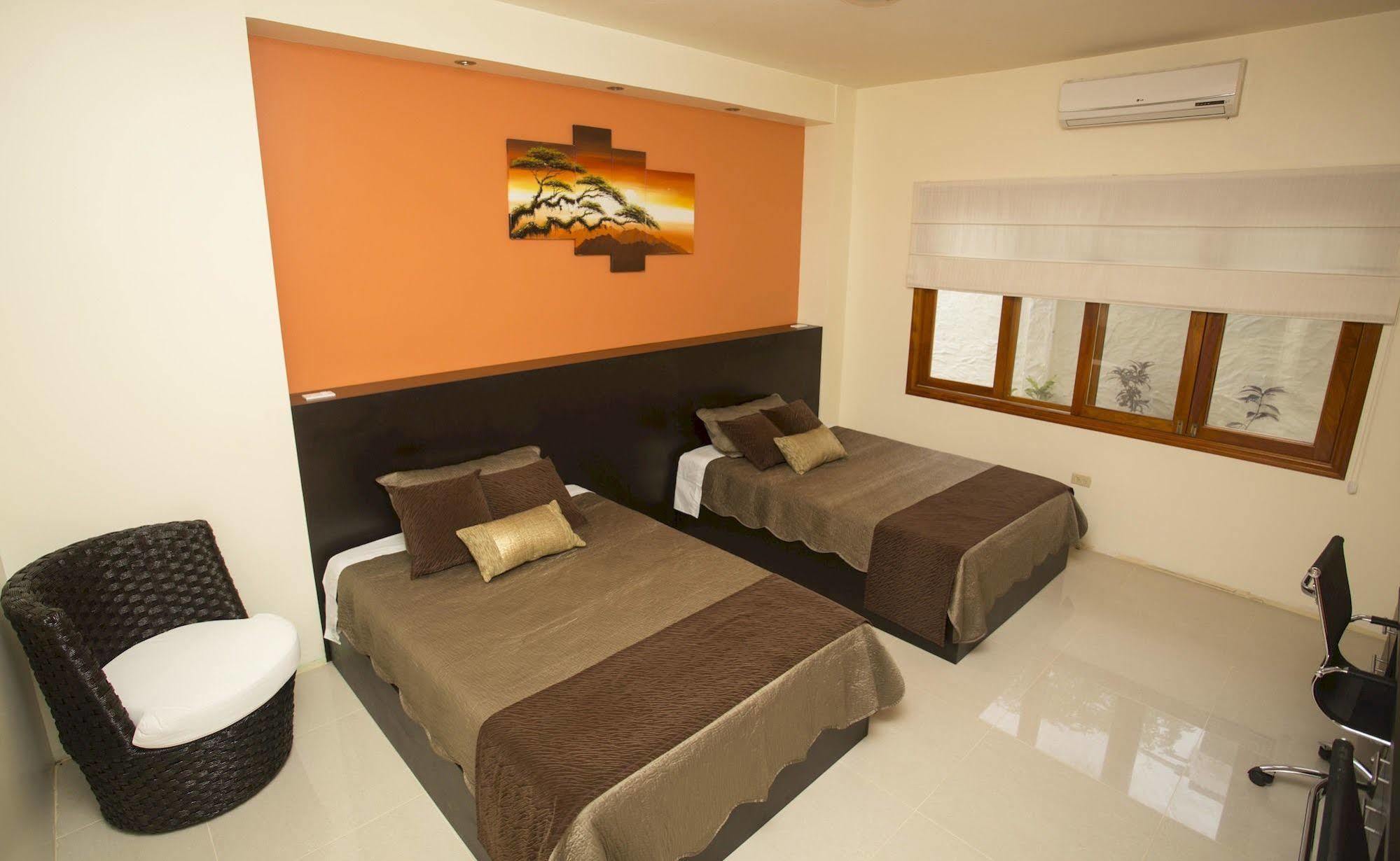 Hotel La Laguna Galapagos Puerto Villamil Dış mekan fotoğraf